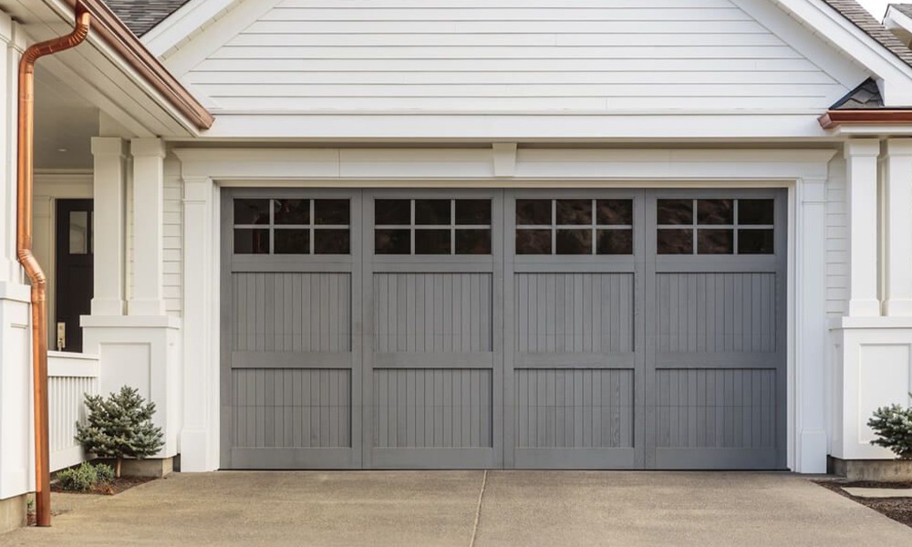 Comparing-Single-vs.-Double-Garage-Doors-Which-Is-Right-for-You