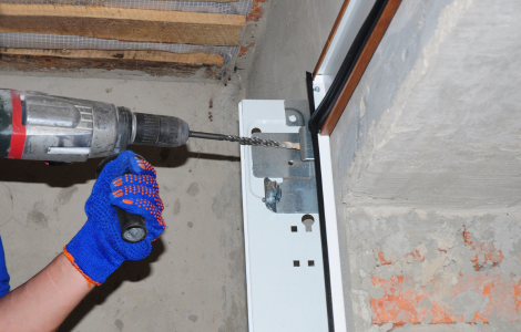 Emergency Garage Door Repair Myths Every Homeowner Should Know
